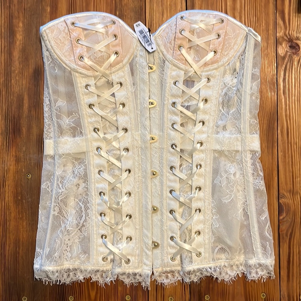 NWT Lace Corset